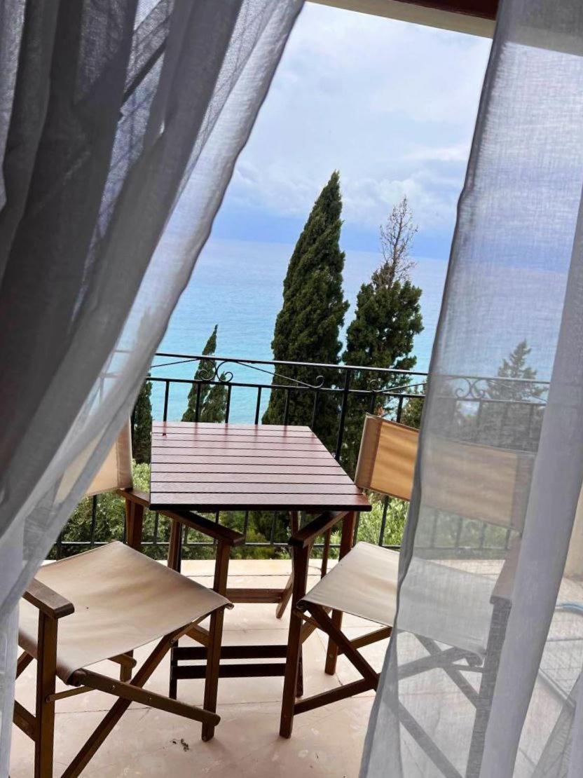 Stefanos Apartments By Sv Alians Agios Gordios  Exterior foto